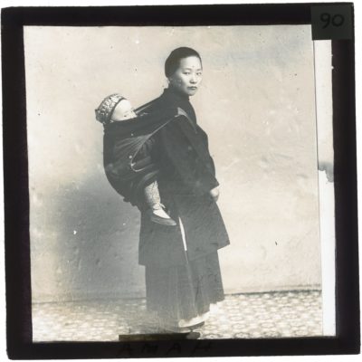 [Glass Slide.01/(090)] Amah & Baby, China