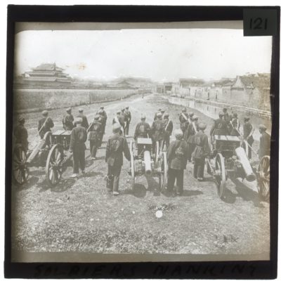 [Glass Slide.01/(121)] Soldiers, Nanjing