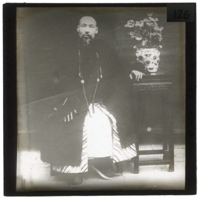 [Glass Slide.01/(126)] Seated Official, China