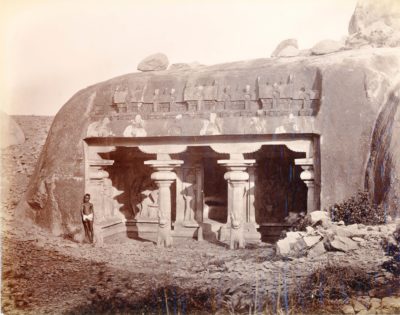 [Photo.12/(020)] The Seven Pagodas [Mamallapuram], Woolacalundha Temple