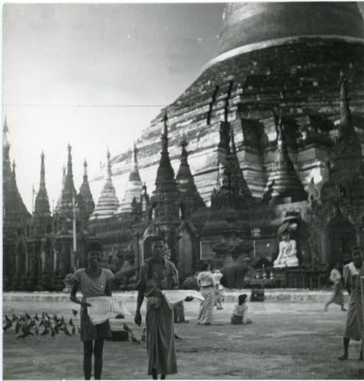 [Photo.31/(037)] Shrines, Shwe Dagon Pagoda, Rangoon