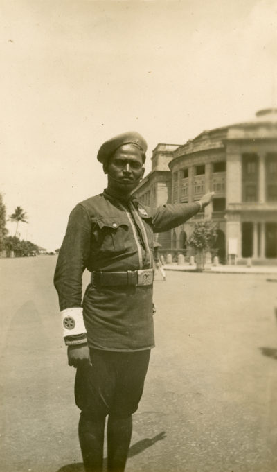 [Photo.85/(001)] Bombay policeman, 1924