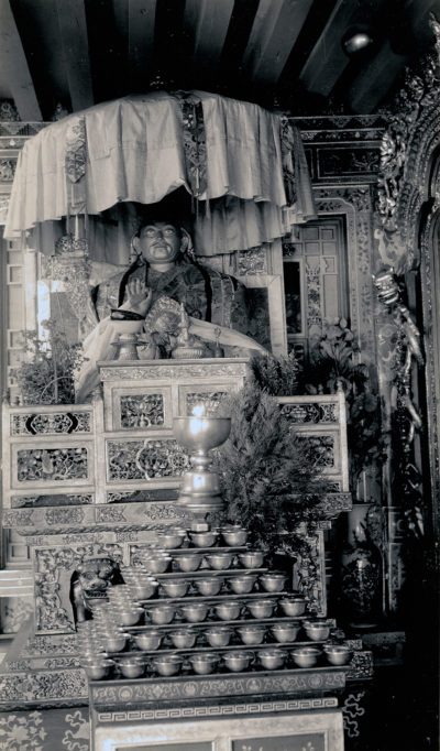 [Photo.86/2(039)] Late Thirteenth Dalai Lama, Norbhu Linga, Lhasa, 1939