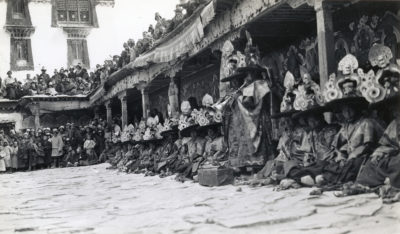 [Photo.86/2(070)] At the Dance of the Black Hat Lamas, Gyantse Monastery