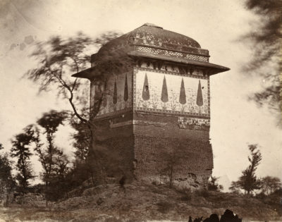 [Photo.35/(018)] Tomb of Sultan Begam, between Shalamar and the City of Lahore