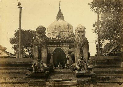 [Photo.35/(043)] Burmese pagoda