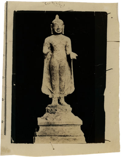 [Photo.35/(058)] Stone statue of Indic religious figure