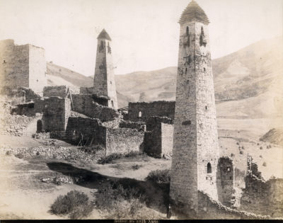 [Photo.27/(003)] Towers in Hani ‘aul’