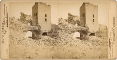 [Photo.53/(004)] Rear of the Lion Gate and its towers